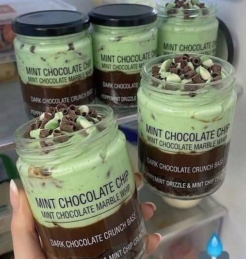Mint Chocolate Chip Protein Fluff